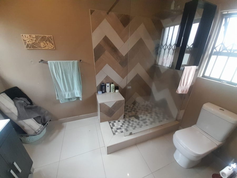 3 Bedroom Property for Sale in Safari Gardens North West